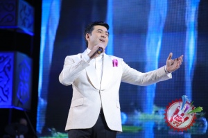 Абдурашид Йўлдошевнинг яккахон концерт дастурига фотонигоҳ