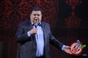 Абдурашид Йўлдошевнинг яккахон концерт дастурига фотонигоҳ