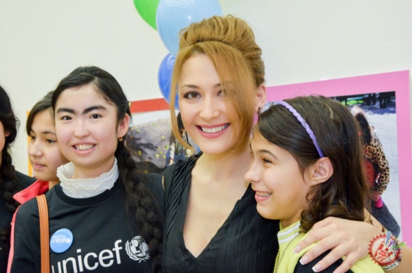 Лола ЮНИСЕФнинг навбатдаги  фотокўргазмасида