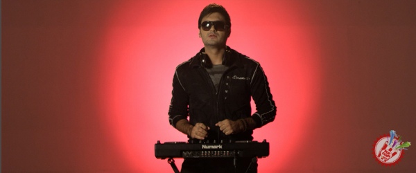 Отабек Муталхўжаевдан иккита видеоклип премьераси