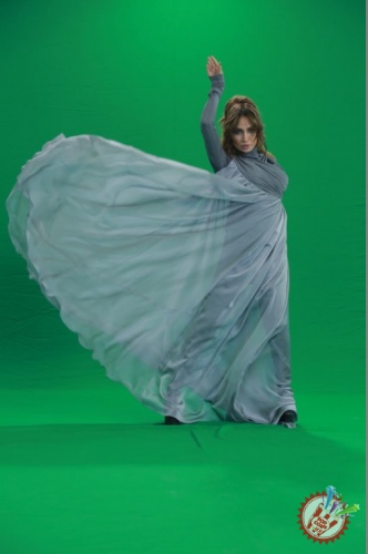 Муниса Ризаева телба аёл образида