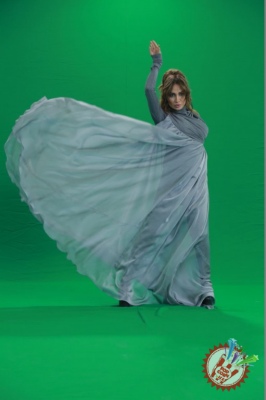 Муниса Ризаева телба аёл образида