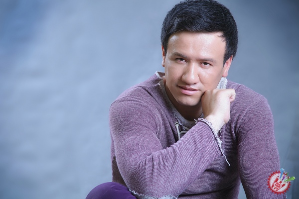 Баҳриддин Зуҳриддинов Хоразмлик эрка қизларни мадҳ этди