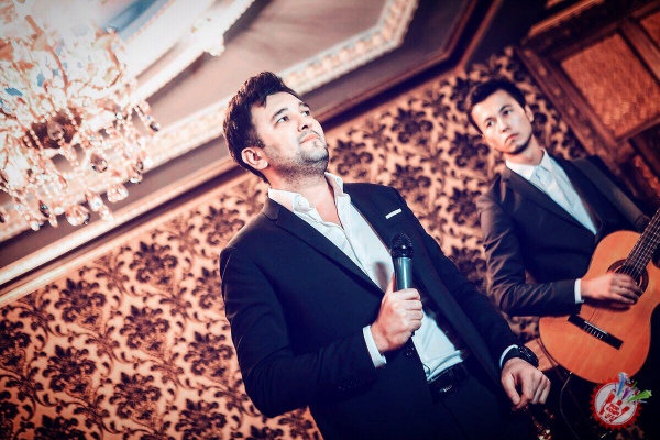 Сардор Раҳимхондан яккахон концерт дастури 