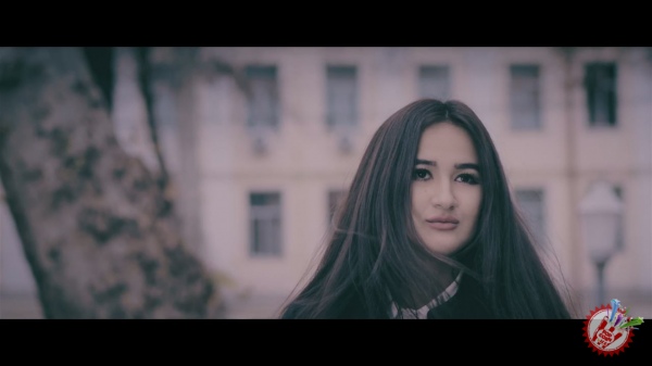 Баҳриддин Зуҳриддиновдан янги видеоклип “Ёнимда қол”