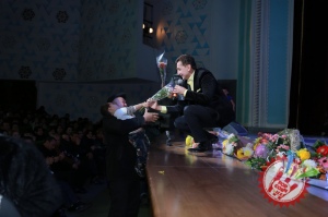 Шуҳрат Дарё яккахон концерт дастурини тақдим этди