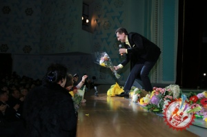 Шуҳрат Дарё яккахон концерт дастурини тақдим этди