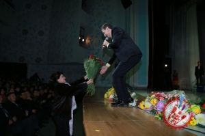 Шуҳрат Дарё яккахон концерт дастурини тақдим этди