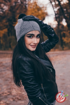 Зарина Низомутдинованинг ижодида нима гап?