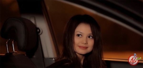 Шоҳруҳхон “Мени сев” картинаси учун саундтрек куйлади