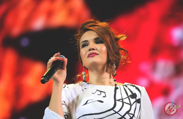 Гулсанам Мамазоитовадан байрам туҳфаси “Йигитга”