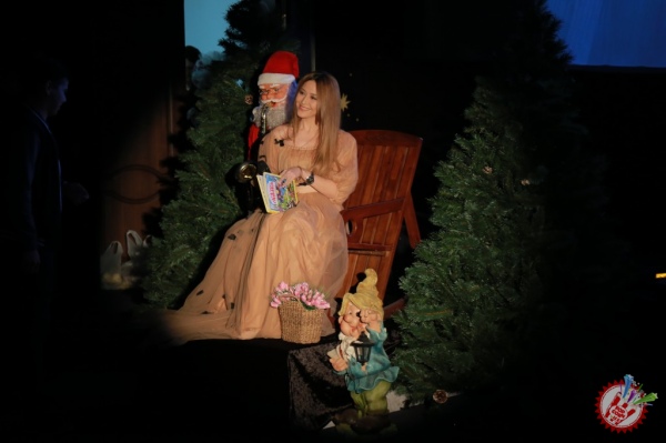 Латофатли Лоладан яна бир қишги совға