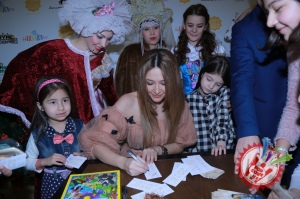 Латофатли Лоладан яна бир қишги совға