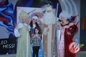 Латофатли Лоладан яна бир қишги совға