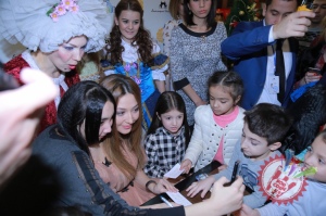 Латофатли Лоладан яна бир қишги совға