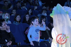 Латофатли Лоладан яна бир қишги совға