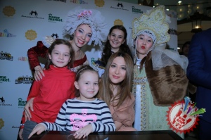 Латофатли Лоладан яна бир қишги совға