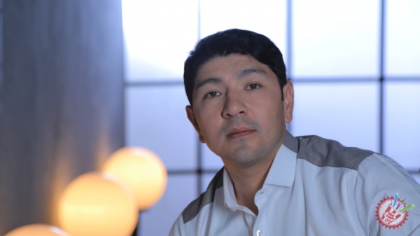 Умид Шаҳобовдан “Ширин забоним”