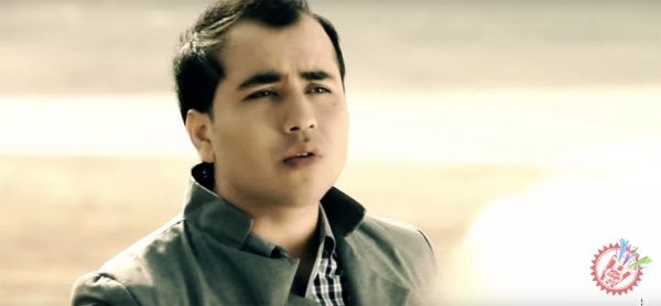 Шоир ва бастакор Фазлиддин Раҳмонов ҳам хонандаликка қўл урди