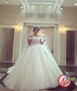 Каниза келинчаклар учун “Ёр-ёр” куйлади