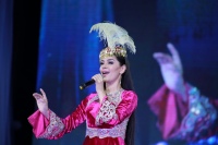 Ҳулкар Абдуллаеванинг яккахон концерт дастуридан фоторепортаж