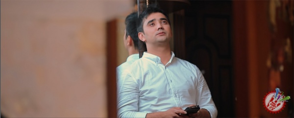 Адҳам Солиевдан янги видеоклип “Боролмайман”