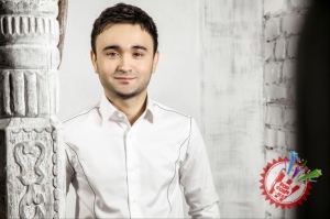 Шоҳруҳхондан навбатдаги фотосессияни қарши олинг