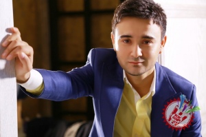 Шоҳруҳхондан навбатдаги фотосессияни қарши олинг