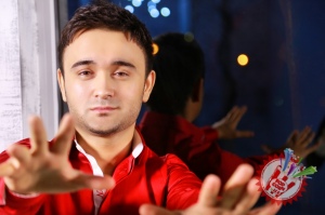 Шоҳруҳхондан навбатдаги фотосессияни қарши олинг