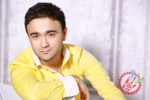 Шоҳруҳхондан навбатдаги фотосессияни қарши олинг