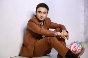 Шоҳруҳхондан навбатдаги фотосессияни қарши олинг