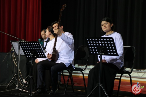 “Мен ўзимни топмасам...” номли мусиқий кеча бўлиб ўтди