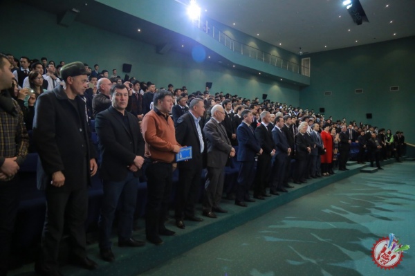 “Мен ўзимни топмасам...” номли мусиқий кеча бўлиб ўтди