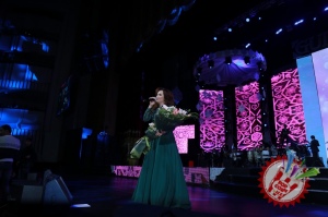 Гулсанам Мамазоитованинг жонли ижродаги концерт дастуридан фоторепортаж