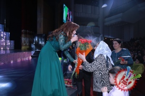 Гулсанам Мамазоитованинг жонли ижродаги концерт дастуридан фоторепортаж