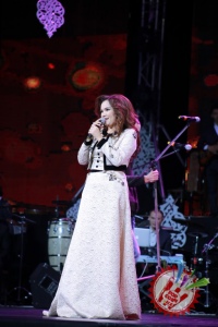 Гулсанам Мамазоитованинг жонли ижродаги концерт дастуридан фоторепортаж