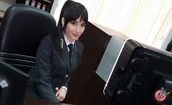 Наҳотки Зарина Низомутдинова актрисаликдан воз кечган бўлса?