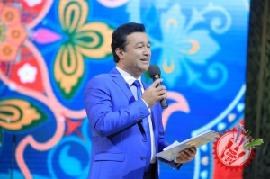 Таниқли шоир ва ёзувчилар, санъаткорлар ҳамда мақом ансамбли иштирокида “Назм ва наво” кечаси  бўлиб ўтди