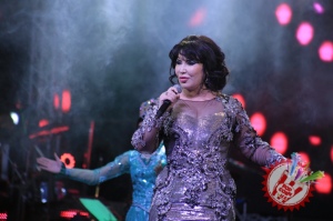 Мавлуда ва Гули Асалхўжаеваларнинг яккахон концертидан фоторепортаж