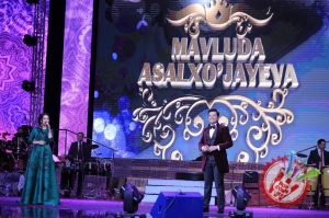 Мавлуда ва Гули Асалхўжаеваларнинг яккахон концертидан фоторепортаж