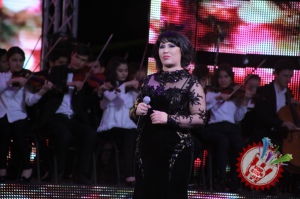 Мавлуда ва Гули Асалхўжаеваларнинг яккахон концертидан фоторепортаж