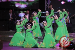 Мавлуда ва Гули Асалхўжаеваларнинг яккахон концертидан фоторепортаж