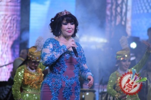 Мавлуда ва Гули Асалхўжаеваларнинг яккахон концертидан фоторепортаж