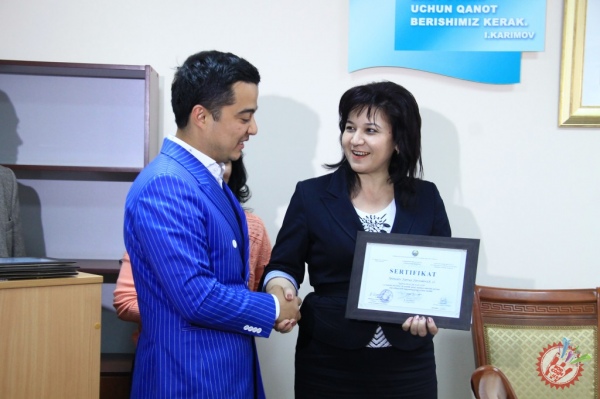 “Хонандалик санъати” қисқа малака ошириш курсининг илк битирувчиларини тақдирлаш маросими бўлиб ўтди