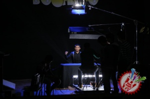 Шохрух янги видеоклип суратга олдирди! Фоторепортаж