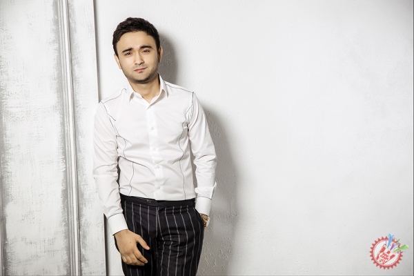 Шоҳруҳхоннинг “Гўзалина”сига баҳо беринг