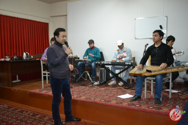 Шуҳрат Қаюмов: Гапинг бўлмаса, саҳнага чиқма!