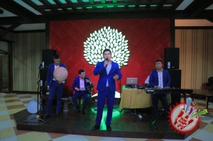 Фаррух Раимов илк альбом тақдимотини ўтказди