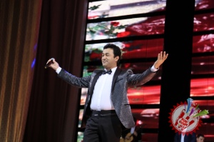 Шуҳрат Қаюмовнинг концерт дастуридан фоторепортаж