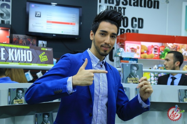 Сардор Милано илк альбом тақдимотини ўтказди